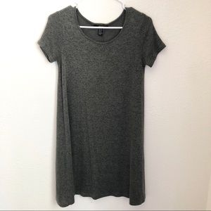 Women’s Green Forever 21 T-shirt dress small